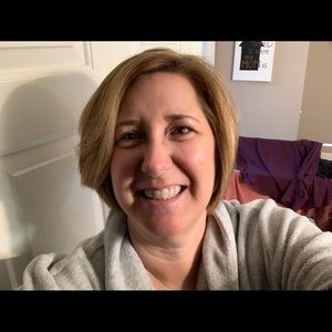 Meet your Posher, Donetta